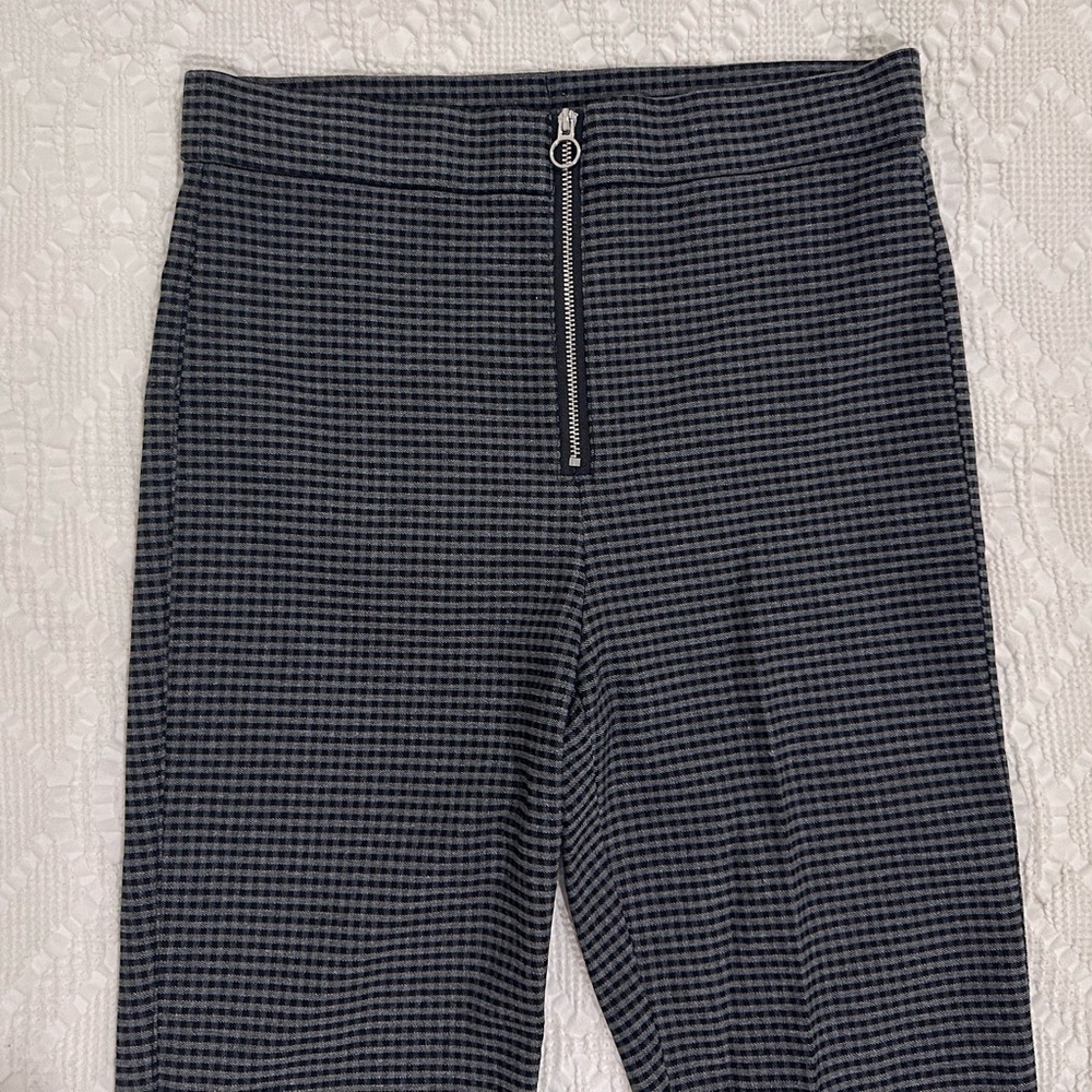 Garage Clothing Gingham zip leggings size m